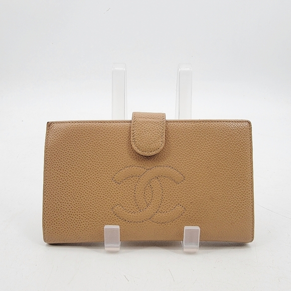 CHANEL Handbags - Chanel Vintage Timeless Tan Camel Pebbled Leather Bifold Wallet Karl Lagerfeld